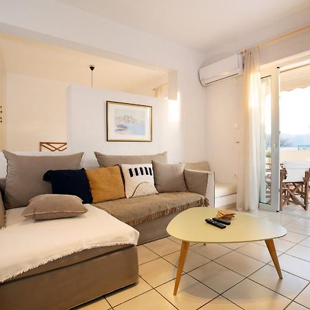 Del Mar Luxury Apartment 30M From The Beach Porto Rafti Exterior photo